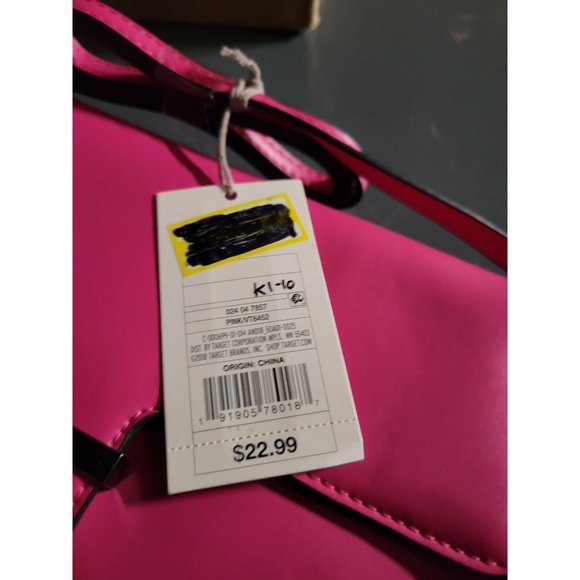 Flap Closure Pink Clutch - Picture 3 of 4